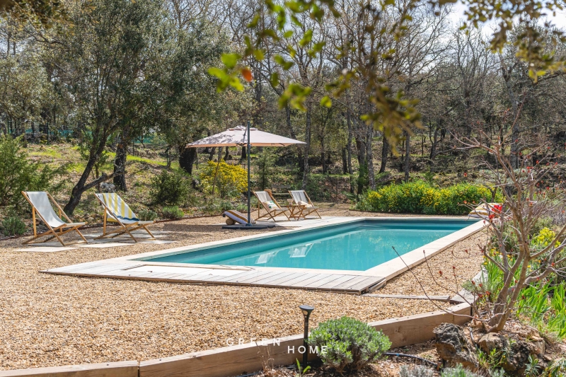 Fabienne Christophe B.