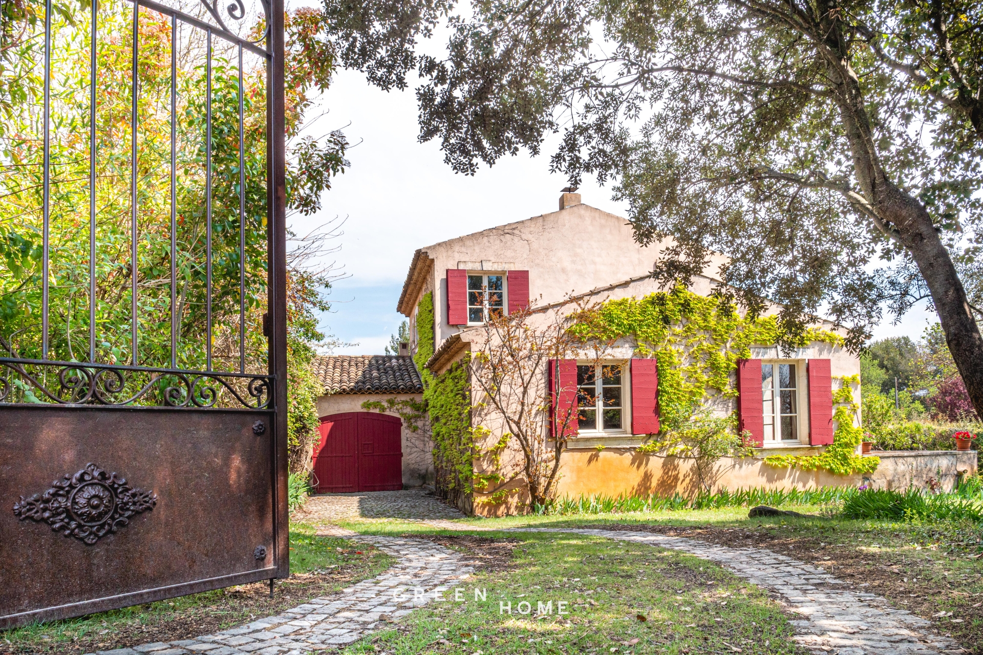 Achat La Tour d'Aigues - Vendu