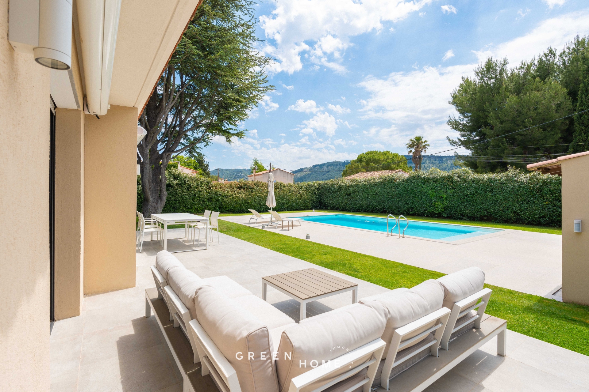 Achat Aubagne - Vendu