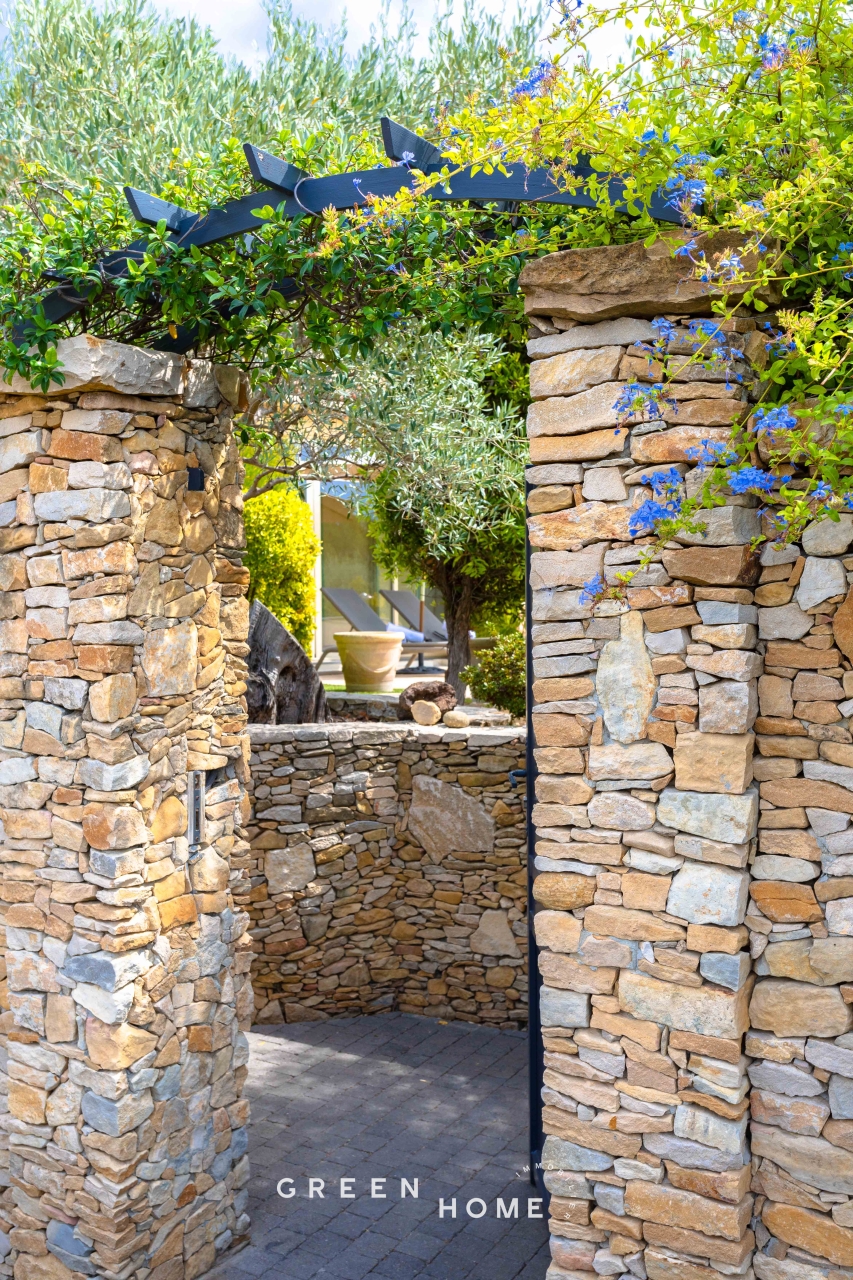 Achat Ceyreste - Vendu